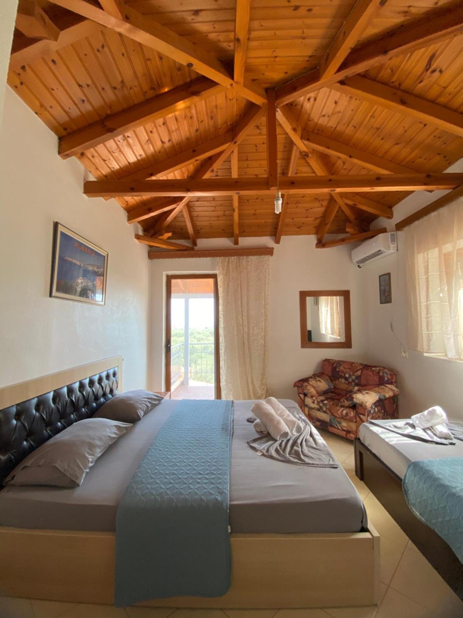 Farmhouse เคพาโร ภายนอก รูปภาพ